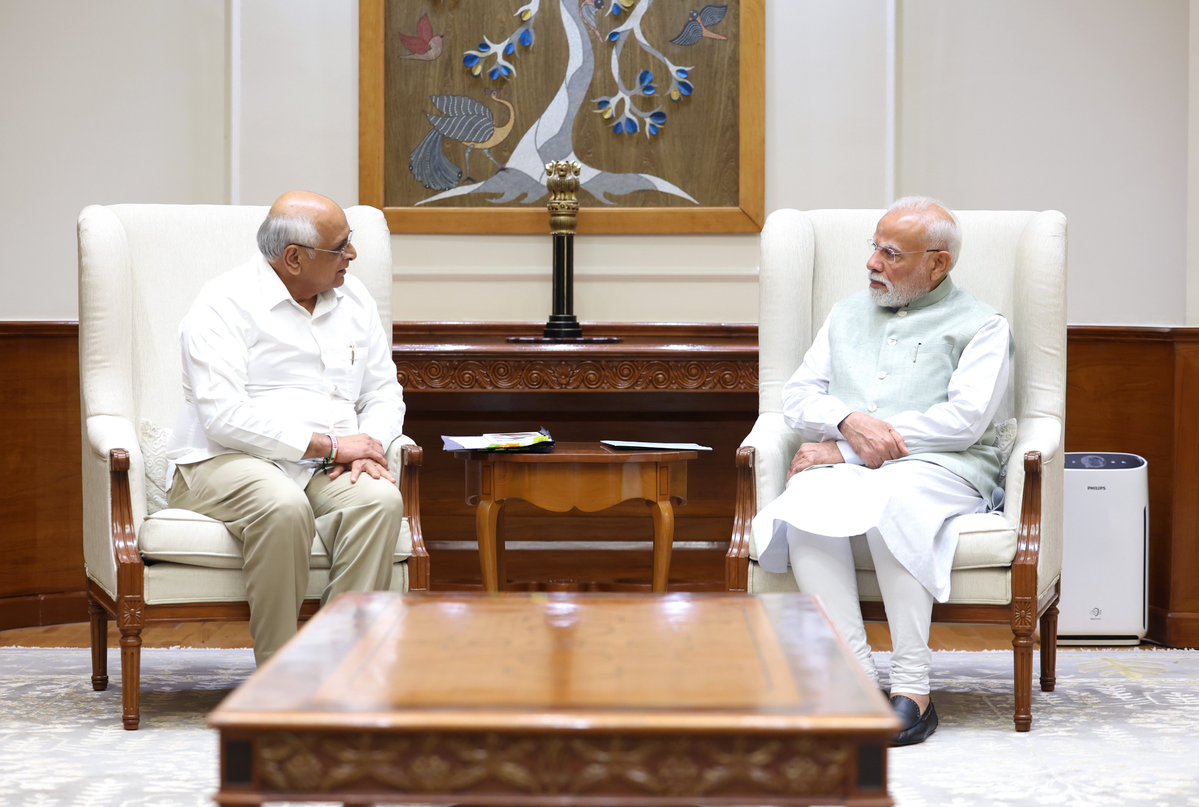 PMO India (@pmoindia) on Twitter photo CM of Gujarat, Shri <a href="/Bhupendrapbjp/">Bhupendra Patel</a> met Prime Minister <a href="/narendramodi/">Narendra Modi</a>.
<a href="/CMOGuj/">CMO Gujarat</a> CM of Gujarat, Shri <a href="/Bhupendrapbjp/">Bhupendra Patel</a> met Prime Minister <a href="/narendramodi/">Narendra Modi</a>.
<a href="/CMOGuj/">CMO Gujarat</a>