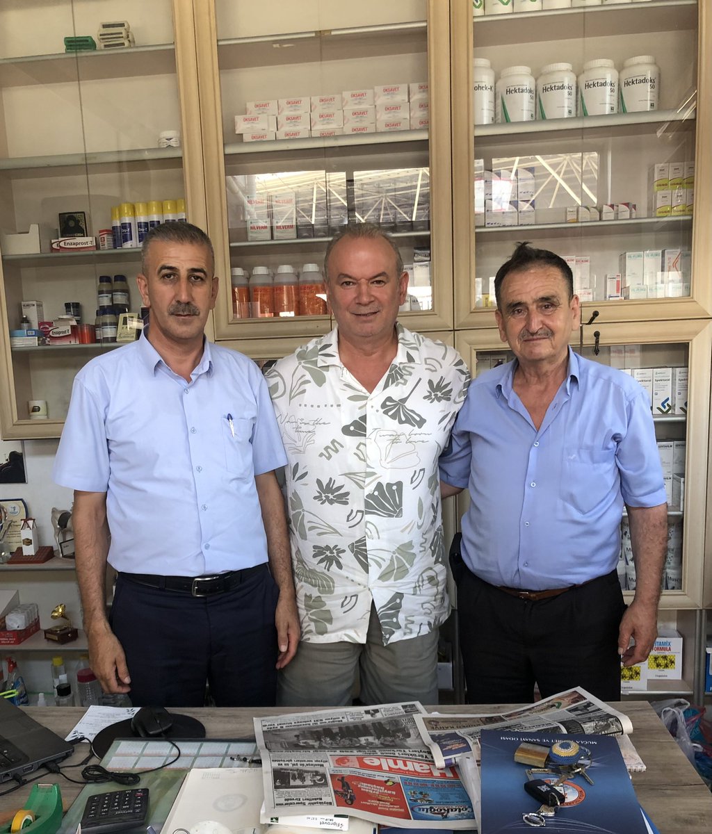 - OFİSİMİZ BİLDİĞİNİZ GİBİ…..
#Karşıyaka’nın çalışkan muhtarı Mustafa Topbaş, #Orhaniye muhtarım #MehmetÖzcan, #Akkovanlık muhtarım Mustafa Yildiz ve #Kayabaşı muhtarım #HüseyinKobalan bizi yalnız bırakmadılar, mesele tabi ki memleket, iyi ki varsınız…