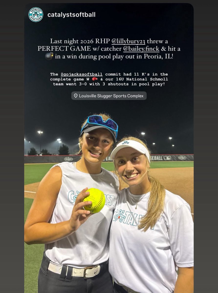 Lilly Bury tweet media
