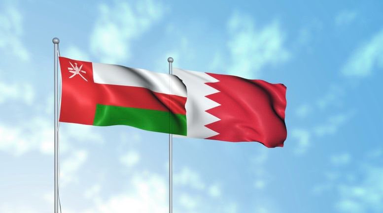 عُمان والبحرين.. شقيقتان في الجغرافيا والذاكرة
قِرى تتشابه أسماؤها وتُوَثّق عمق الروابط بين البلدين:

📍 المحرق (البحرين) – المحرق (الخابورة، عُمان)
📍 البسيتين (البحرين) – البسيتين (بركاء، عُمان)
📍 الحد (البحرين) – الحد (جبال عبري، عُمان)
📍 السنابس (البحرين) – السنابس (السويق،