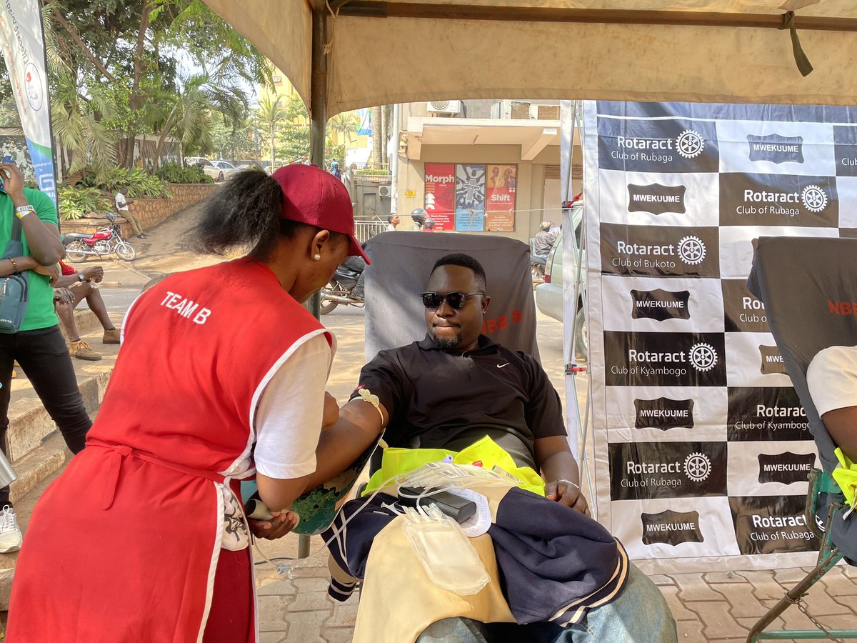 Rotaract Club of Bweyogerere Namboole (@destadia) on Twitter photo Members of our club at the <a href="/RctKyambogo/">Rotaract Club of Kyambogo-Buffalo Nation</a> SAVE A LIFE project happening right now opposite watoto, Kampala-Bombo road Members of our club at the <a href="/RctKyambogo/">Rotaract Club of Kyambogo-Buffalo Nation</a> SAVE A LIFE project happening right now opposite watoto, Kampala-Bombo road