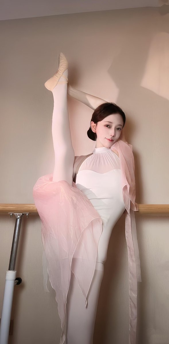 妖妈长腿够不够绞杀你妈？
#杀妈 #死全家