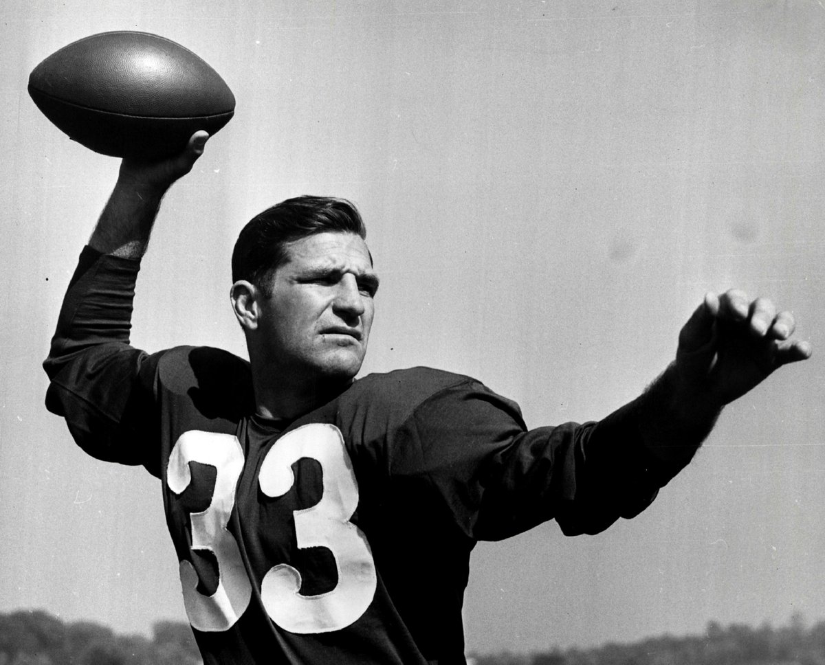 33 days ‘til 2025 #NFL season opener (#Cowboys at #Eagles). And # of @ProFootballHOFer Sammy Baugh, 187 TD passes, 45.1 punt avg, intercepted 31 passes, 6-time Pro Bowler, 4-time All-Pro, 2-time #NFL champion in 16 seasons w/ #Washington