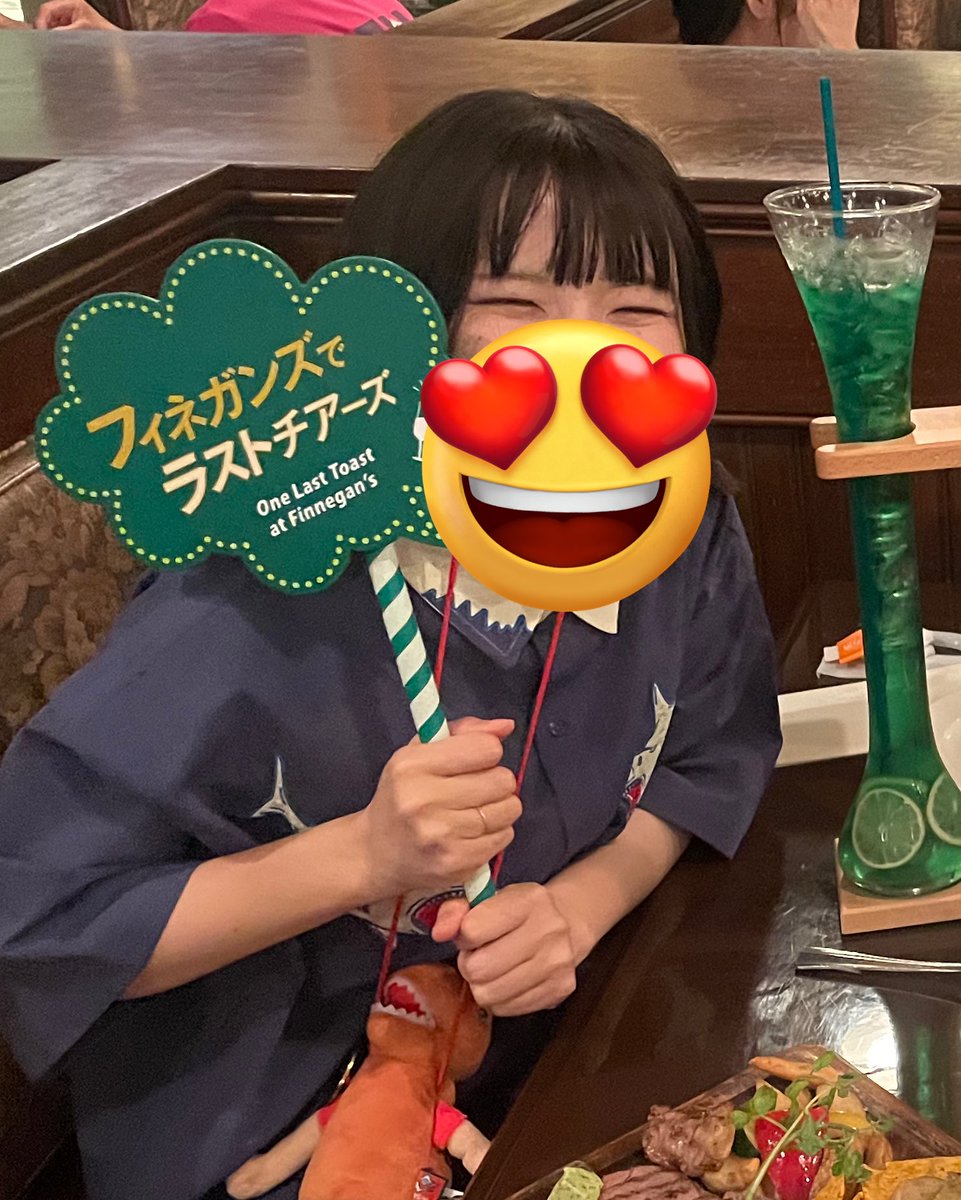 笑った時、目、なくなります