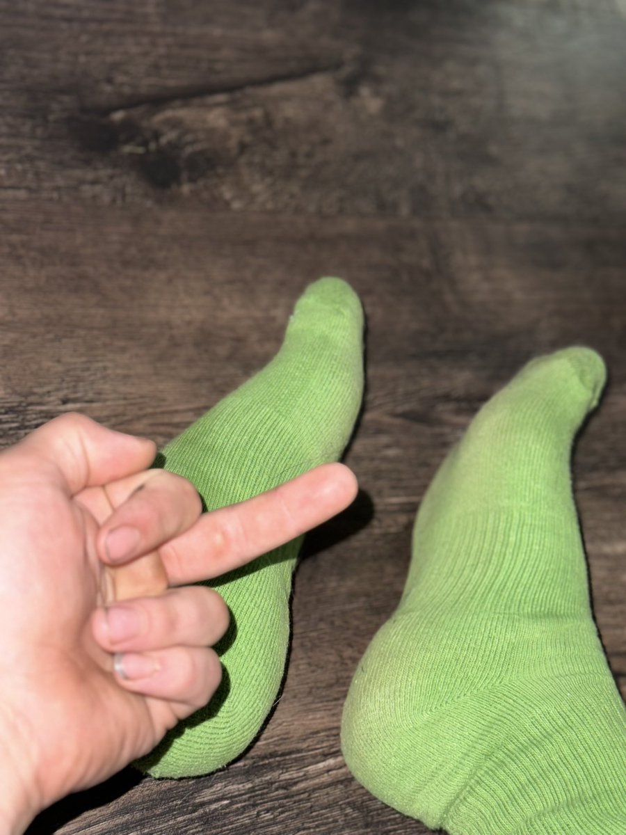 mastersinner023's tweet photo. Time to send your tributes you f@ggots 

#findom #cashmaster #cashcock #feet #paypigs #paypiggieswanted #master #toes #goon #maledom #footfetish #footcuck #Alphamen
#humanatm #cashapp https://t.co/qjaeAxHuDd