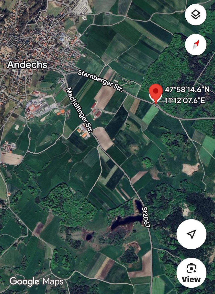 Tierheim Starnberg Kopie:
Andechs  82346
Neugeborene Kätzchen im Karton ausgesetzt
Drei winzig kleine Kätzchen, gerade frisch geboren. Ausgesetzt in der Kälte in einer Pappschachtel an einem verlassenen Parkplatz nahe Andechs.
Die Finder haben sie sofort zu einem Tierarzt