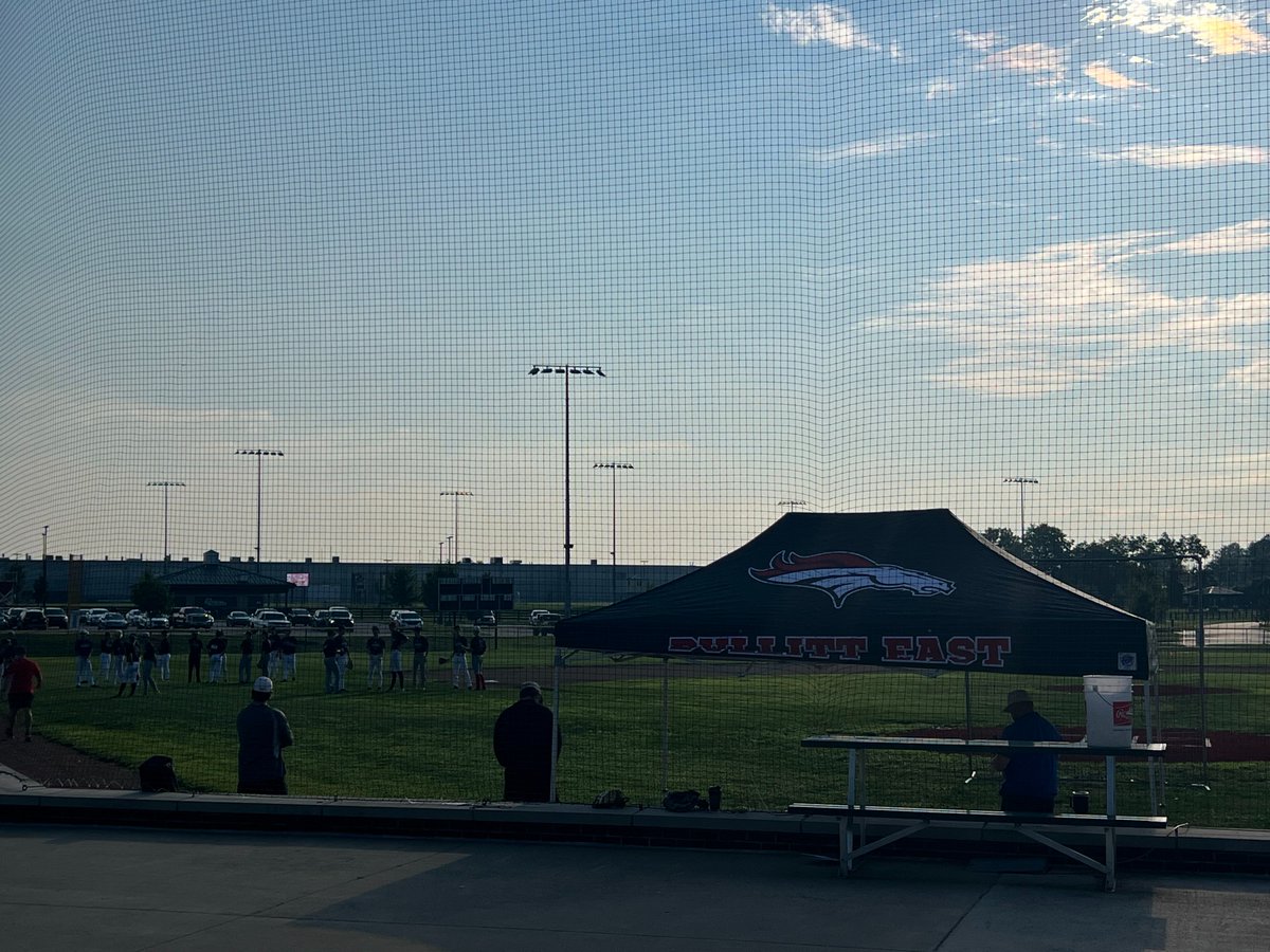 Pumped to hit the field today at the first-ever Prospect Showcase Louisville in Mt. Washington, KY! Ready to compete, connect, and show what I’ve got. Let’s go! 🔥💪 #ProspectShowcase #Louisville #NextUp <a href="/BaseballOCHS/">Oldham County HS Baseball</a> <a href="/RBIBulls/">RBI Bulls 16U Red</a>