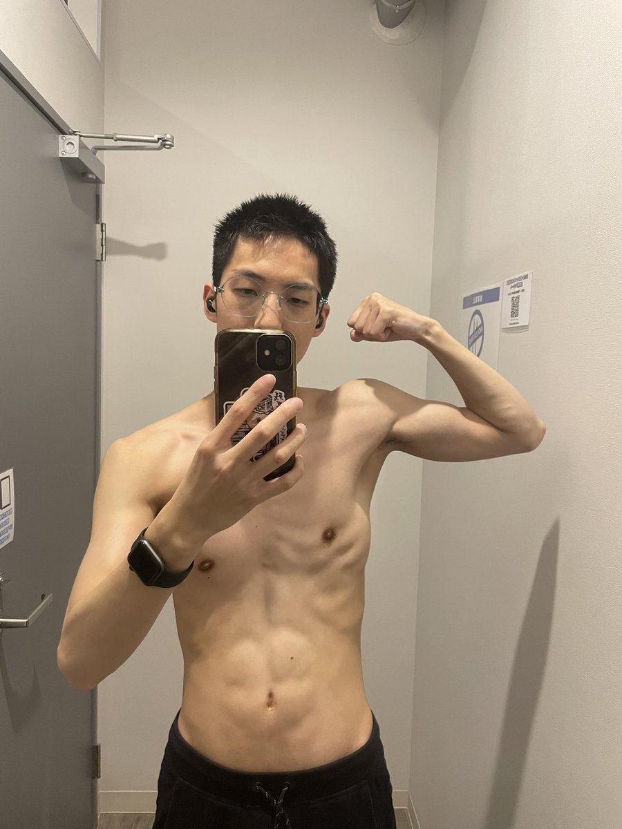 今日は腕と肩の日💪
