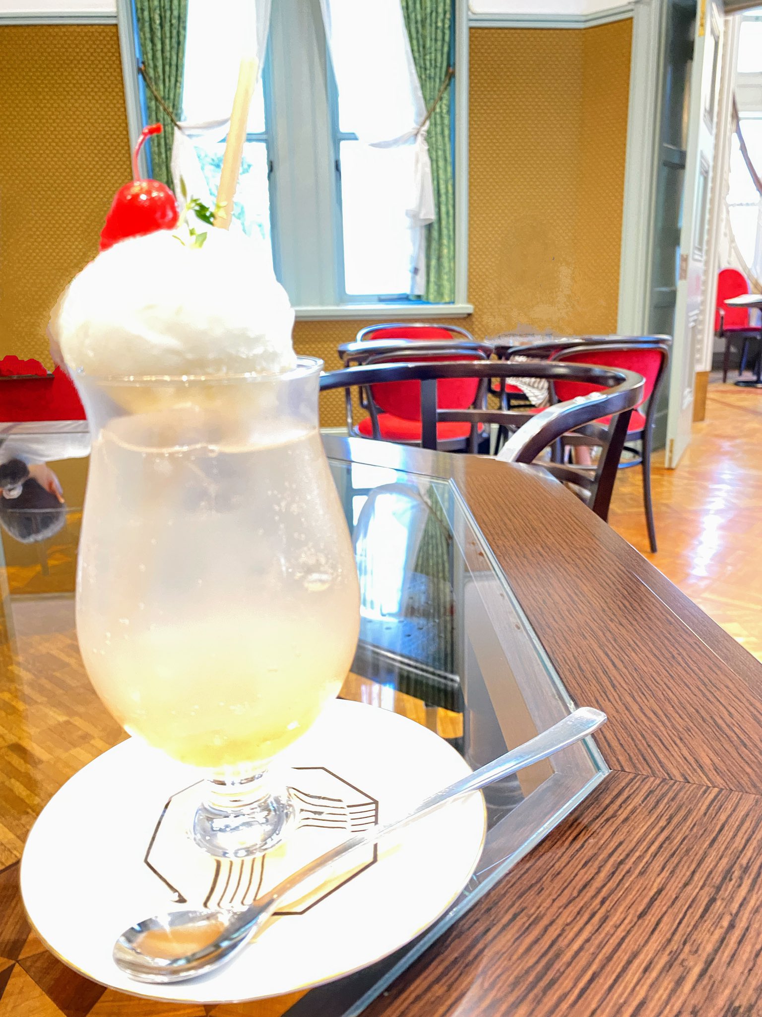クリームソーダカツオ 明日、4月26日(土)から営業再開です！ 新商品 「しかのこ