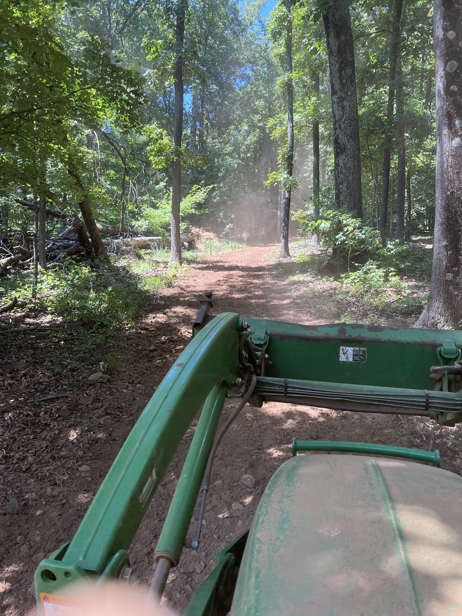 KerryDEarnhardt's tweet image. Tis the season 🦌 🚜 #huntingprep #earnhardtoutdoors