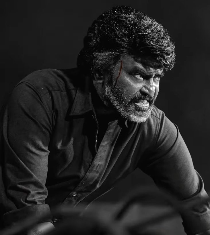 prasanna_dbc's tweet image. 🔥 #LokeshKanagaraj reveals:

#Uppendra plays a #Rajinikanth fan in #Coolie — just like in real life! His role is all about celebrating Thalaivar’s mass moments 😍💥 Personal touch, powerful elevation!