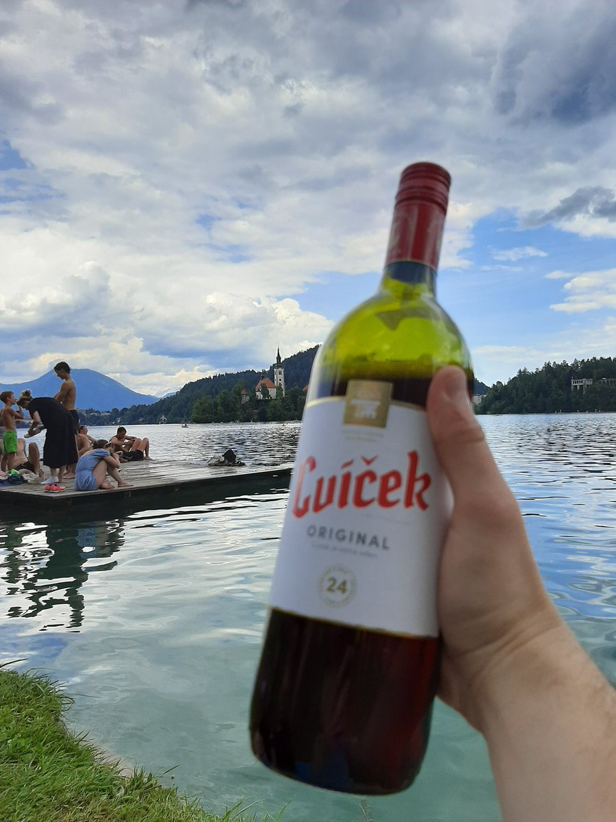 szadkovsky's tweet photo. zaległy #alkotwitter z wakacji https://t.co/F002J5gVb0