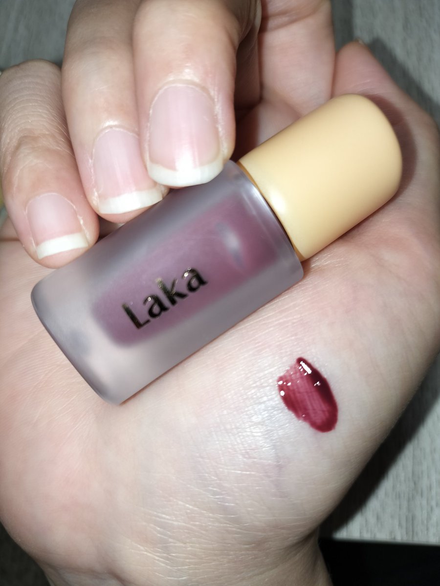 momo_n_a's tweet photo. Lakaのフルーティーグラムティント ミニをお試しさせていただきました！
色は#130 フォグベリー
深みのある色で可愛い🫶
ミニサイズは使い切りやすいし
いろんな色に挑戦しやすいのも嬉しい☺️
PR #Laka https://t.co/6a5dujKMK1