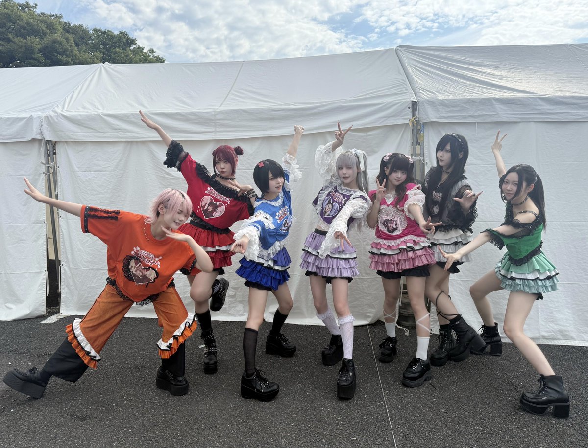 『TOKYO IDOL FESTIVAL 2025 supported 
by にしたんクリニック』
ありがとうございました🩷❤️🧡💚💙💜🤍

TIF2日目‼️昨日と大違いの天気だったね〜☀️｡°
人生初トロッコ🎢楽しかったから、いつかAVAMのLIVEでもやりたいな〜〜🫧
2日間TIFを一緒に楽しんでくれてありがとう♡
#AVAM #アベアム