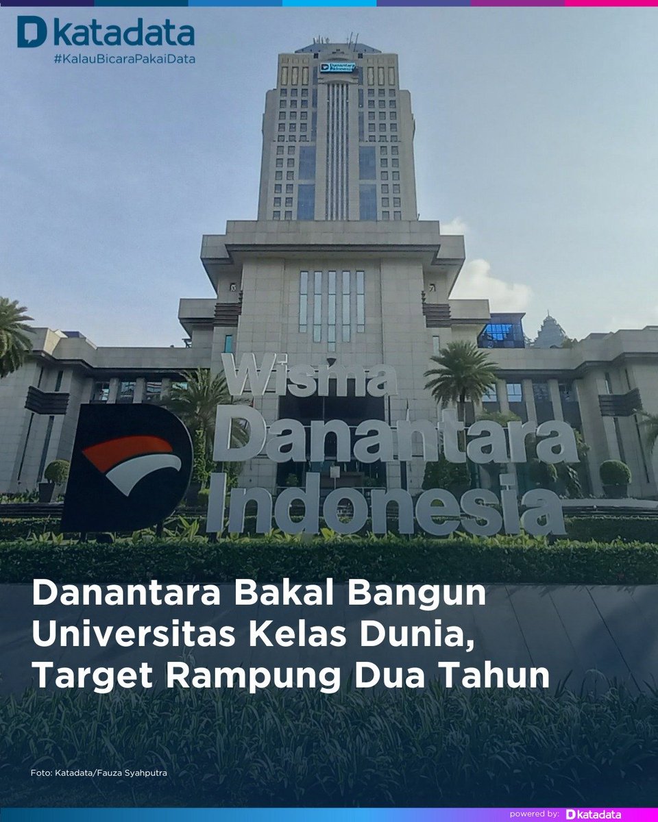 Apakah ini maksudnya di dalam dunia teater sandiwara?!