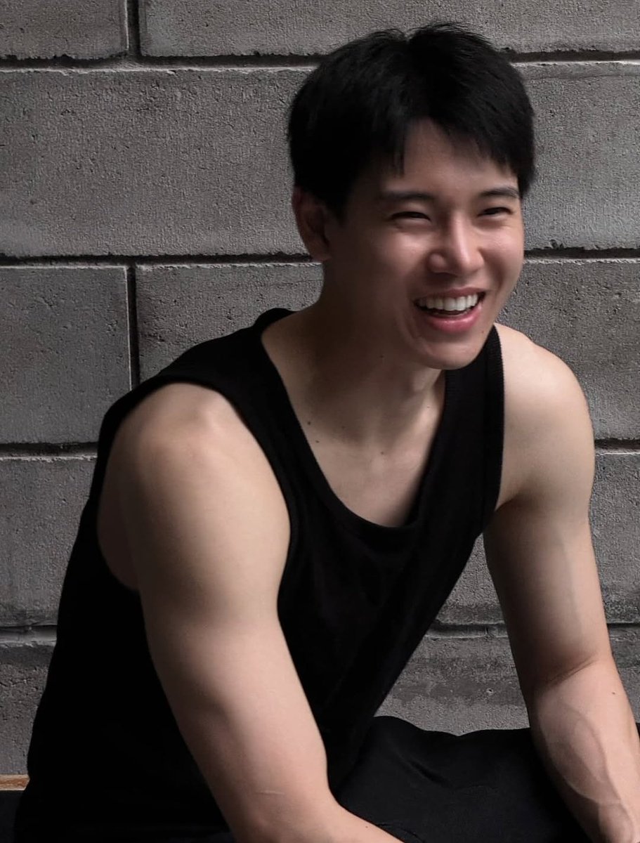 singleserenade's tweet photo. today's #ananforscience is about the acromion process!
its a bony part that is an extension of the spine of the scapula from the back that connects to the clavicle in the front👀
(you can ask more about this & other parts mentioned in the comments/qrt)💞
#หยิ่นวอร์ #yinyin_anw https://t.co/9EGQizButk