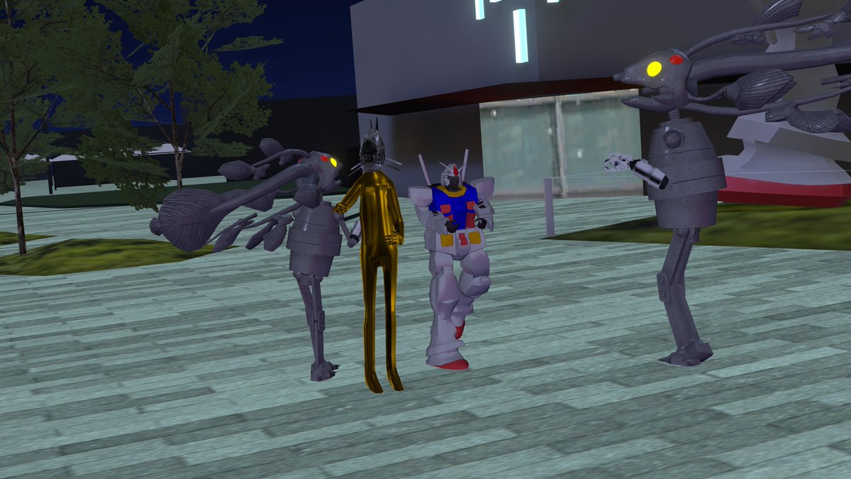 aricco_vr's tweet photo. ろんぽてさんが旅から帰って来たので、Fketワールドを案内してもらいました! 面白いしかけや変なアバターばっかりで、すごく楽しかった😂 #Fket https://t.co/XswY9NYq0U