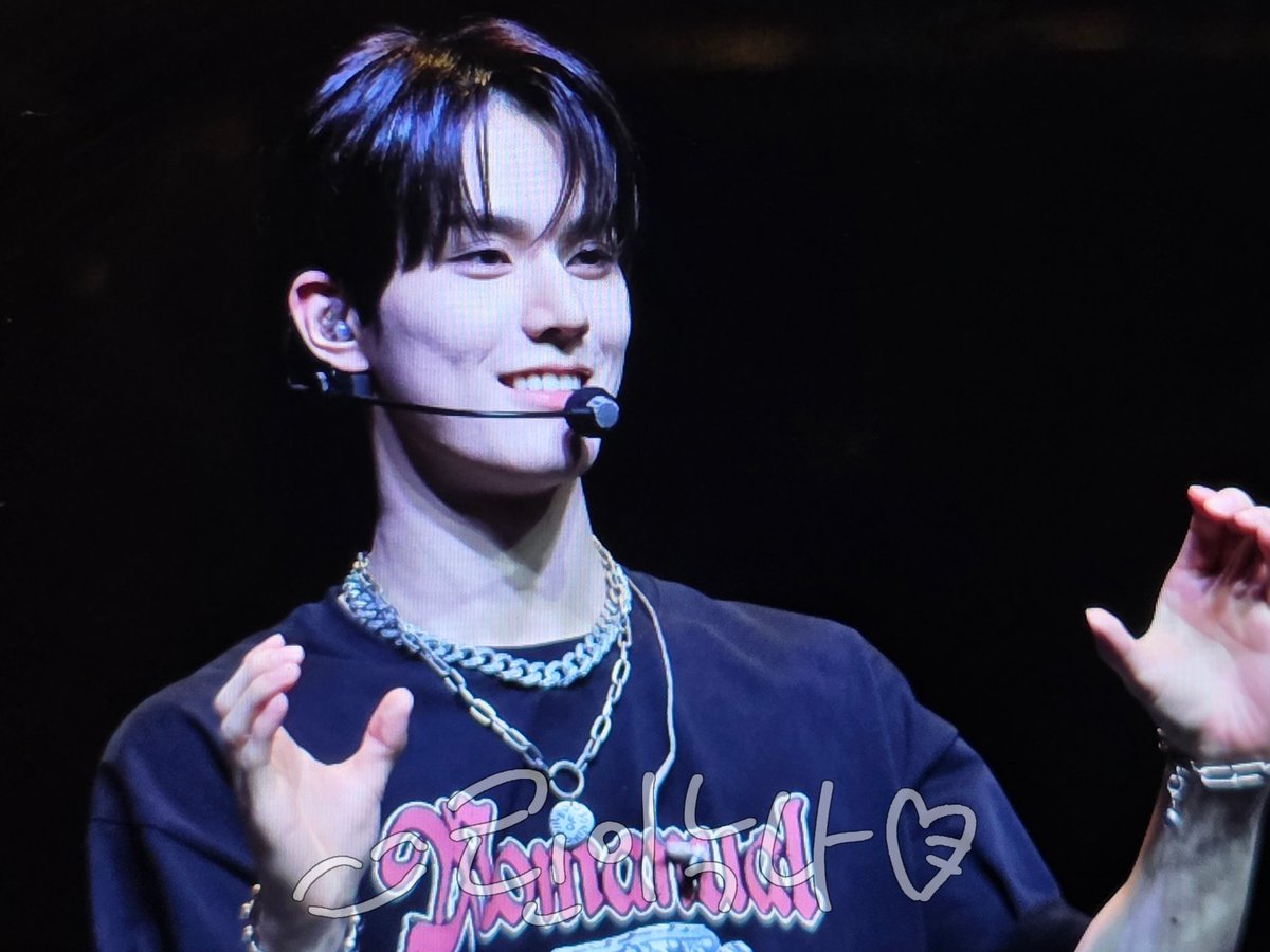 250802 ICONIC 릴리즈 파티

딩딕이만의 아이코닉 포-즈🤗

#싸이커스 #xikers #진식 #JINSIK 
#린이누나가_함_찍어봄 #함타몽_너로정했다