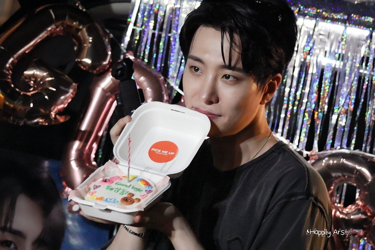 น่ารักมากกก 💚🌙

#영재 #YOUNGJAE
#Youngjae_DreamHigh
#영재_드림하이 #DreamHigh