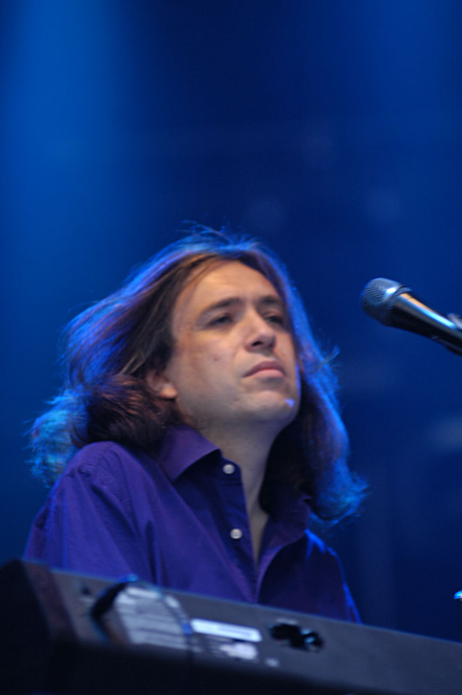 Just uploaded to #TheWaterboys Patreon: YOU IN THE SKY - 2006 instrumental. To subscribe visit: patreon.com/posts/13554985… Piano player Richard Naiff pictured.