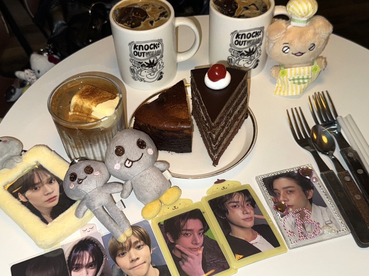 b2sideu's tweet image. 🍻🪨🦮🍃