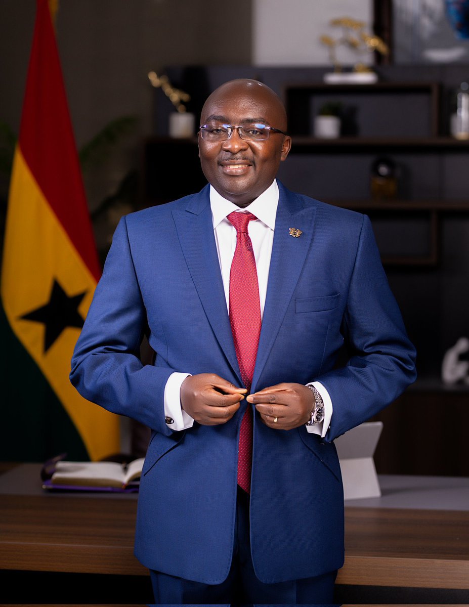 kwadwoWalkalone's tweet image. 2nd August, 2025
Day 46 of consistently posting Dr. Mahamudu Bawumia until he becomes the next President of Ghana! 🇬🇭
 #YɛYɛDom  #Bawumia2028 #Day46