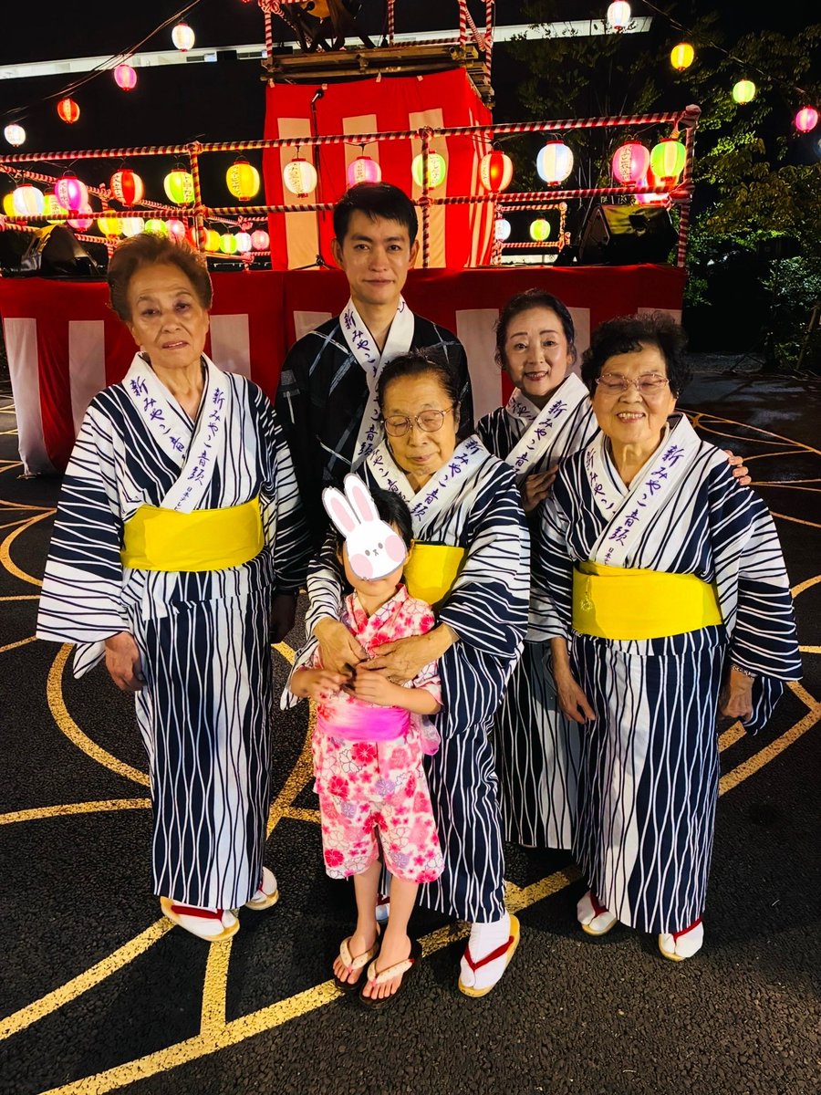 今夜も区内各地で盆踊りや納涼会が開催🏮
千代田区民謡連盟の方々にご指南いただき輪になって踊らせていただきました。

皆さまの笑顔や浴衣姿、素敵でした！
ありがとうございました😊
