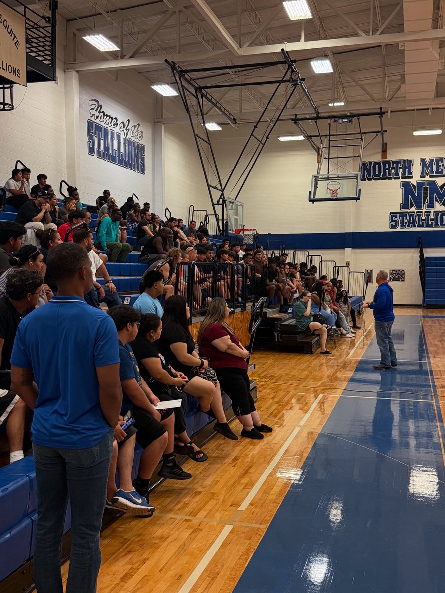 Had a great turn out for our parent meeting. Excited for the season to start! #TDS #Brotherhood