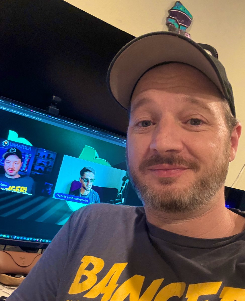 gm gm ☕️☀️ who’s part of the gm fam? 🤔