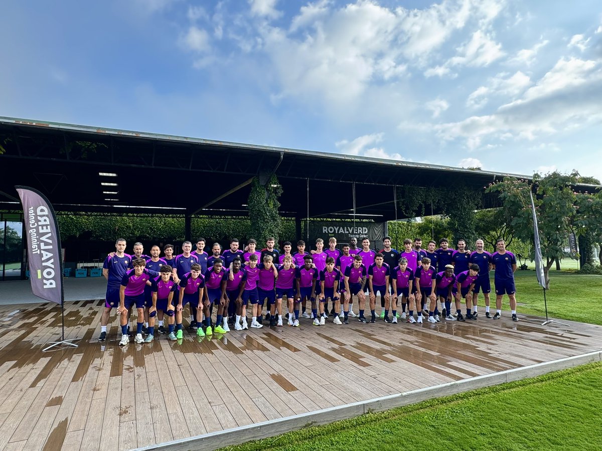 Barça Atlètic (@fcbarcelonab) on Twitter photo ✅ Tanquem una bona setmana de preparació a la Vall d’en Bas!
🙌🏼 Gràcies, un any més, al <a href="/Royalverd_tc/">Royalverd Training Center</a> per la rebuda a les seves instal·lacions
💙❤️ ✅ Tanquem una bona setmana de preparació a la Vall d’en Bas!
🙌🏼 Gràcies, un any més, al <a href="/Royalverd_tc/">Royalverd Training Center</a> per la rebuda a les seves instal·lacions
💙❤️