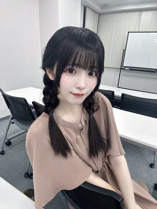 眞辺あみのTwitter画像2