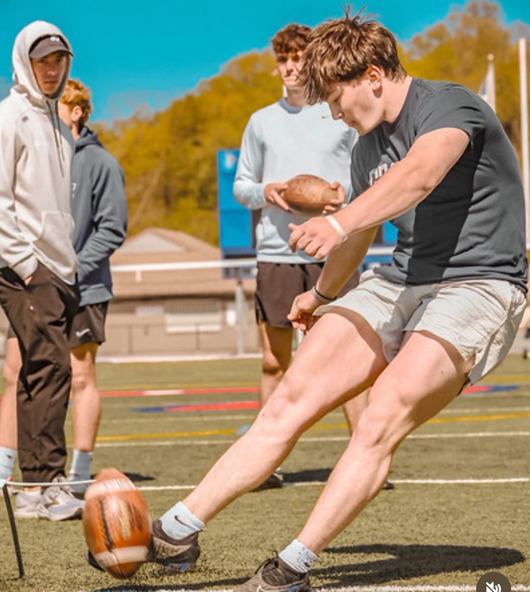 The “GRIND” is paying off.  So proud of @themaxeisenhut for his dedication / commitment and the results that have now surfaced. 

#46 ranked Kicker in the 🇺🇸. 4.5/5 ⭐️
#56 ranked Punter in the 🇺🇸. 4.5/5 ⭐️

Next up……senior season!  Let’s GOOO!!!

Proud of your journey Max!