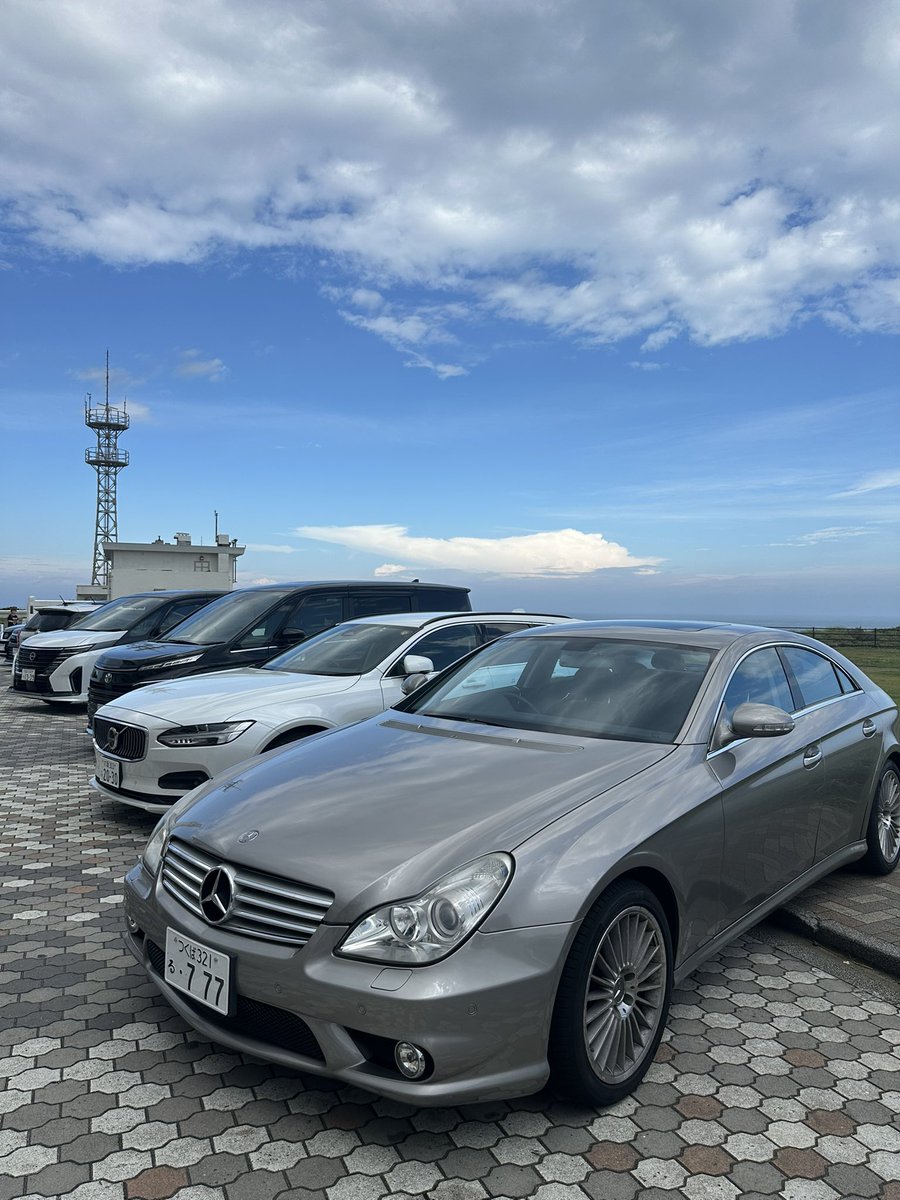 MichaelLian00's tweet photo. W219 cls500 キューバナイトシルバー
天気によって色が違うのが魅力だな
しばらくは純正キープで https://t.co/j5Y5ympkTe