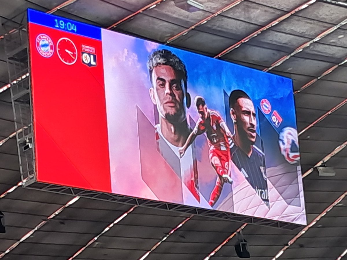Luis Diaz contre Corentin Tolisso.