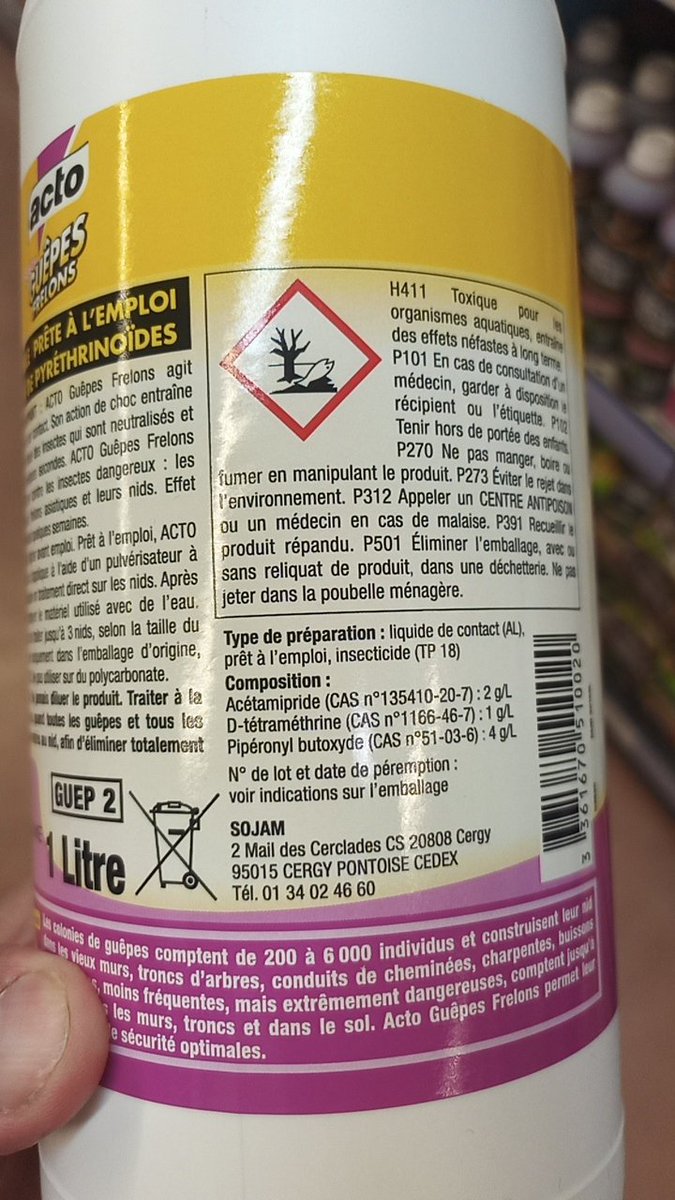 E_Ferrand_03's tweet image. Un petit tour dans ma jardinerie et un rayon entier d acetamipride en vente libre grand public..... A une dose 1000 fois plus qu en agriculture.... Et sans formation d utilisation... Mais le danger vient des vilains agriculteurs pollueurs !!
