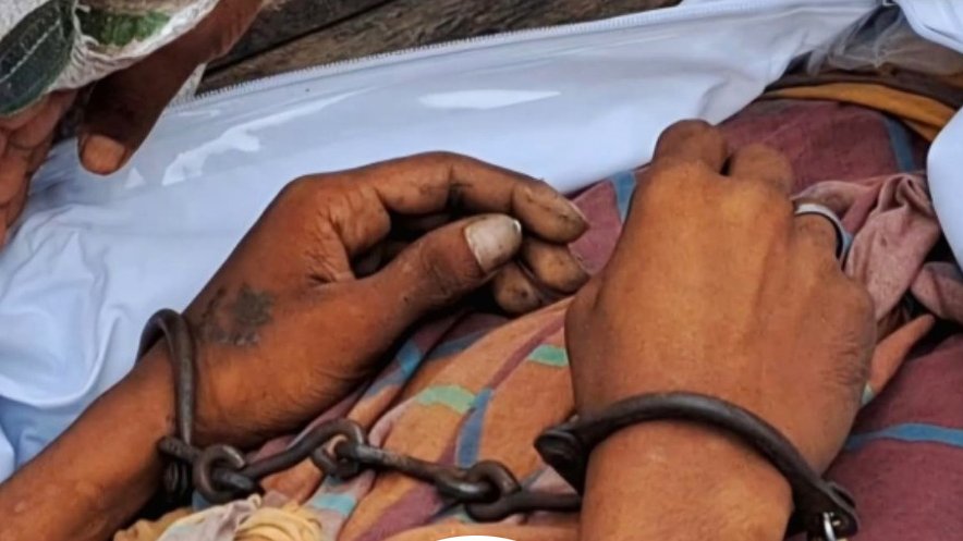 গোবিন্দগঞ্জে যুবকের রহস্যজনক মৃত্যু: শিকল বাঁধা অবস্থায় ঝুলন্ত মরদেহ উদ্ধার