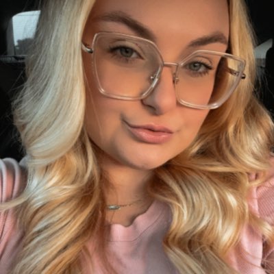 miiichaelaa's tweet photo. #NewProfilePic https://t.co/YKq6CIIEgC