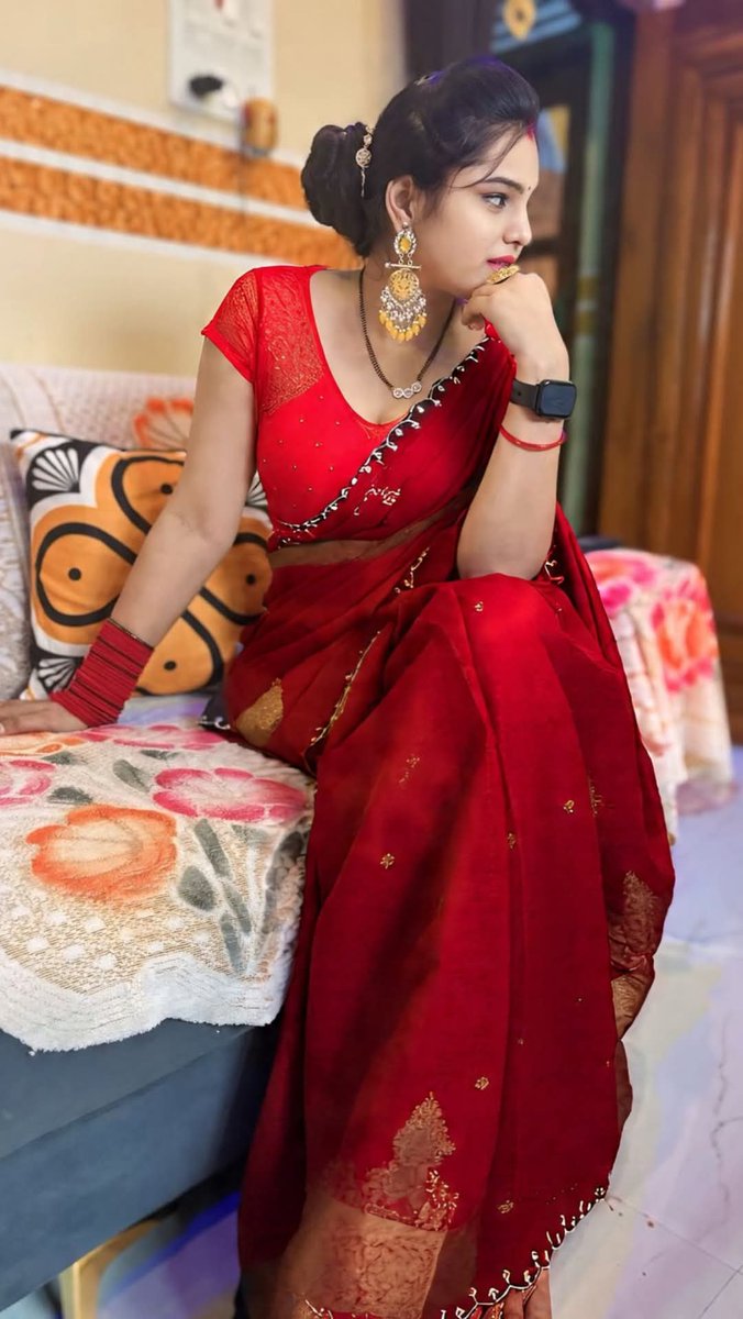 मेरे यहाँ तो रोज़ बारिश हो रही है 🫠
आपके यहाँ कैसा है 🙂

शुभ संध्या मित्रों 🙏