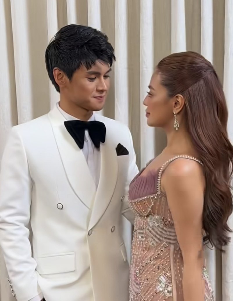 _eschyyy's tweet image. Paki bukas ng pintuan sa langit mauuna na ako. 

SHINING DUSTBIA MOMENT

facebook.com/share/r/1JBzfw…