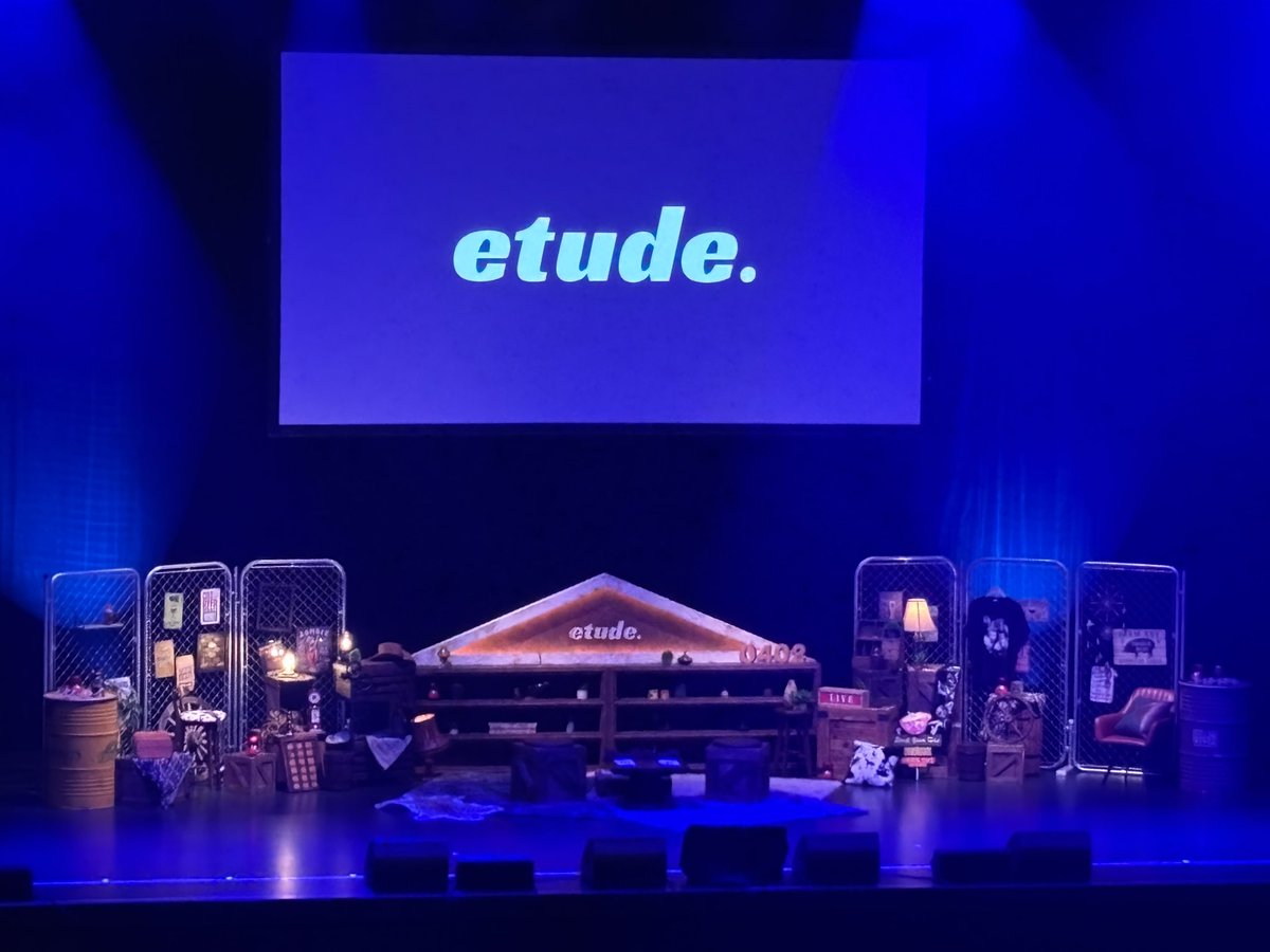 一般でとれたから2階席最後列だったけど十分楽しめました︎👍🏻 ̖́-