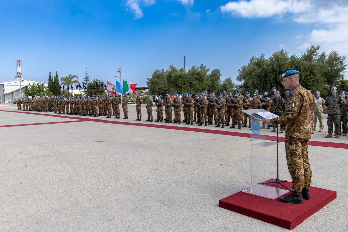 Cambio al vertice della Joint Task Force – Lebanon Sector West di Unifil.
"Il passaggio di responsabilità alla guida del Sector West di #UNIFIL in Libano rappresenta la continuità dell’impegno dell’Italia per la stabilità e la sicurezza in una delle aree più sensibili del