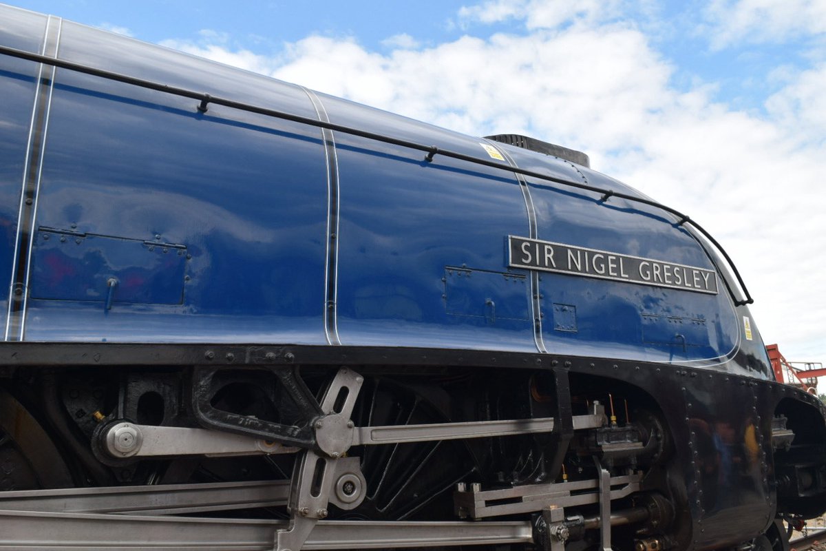 MissC_P's tweet image. The Greatest Gathering!🚂
Super excited to teach ‘Ingenious Engineers’ again next year🤩 

#Railway200 #TheGreatestGathering