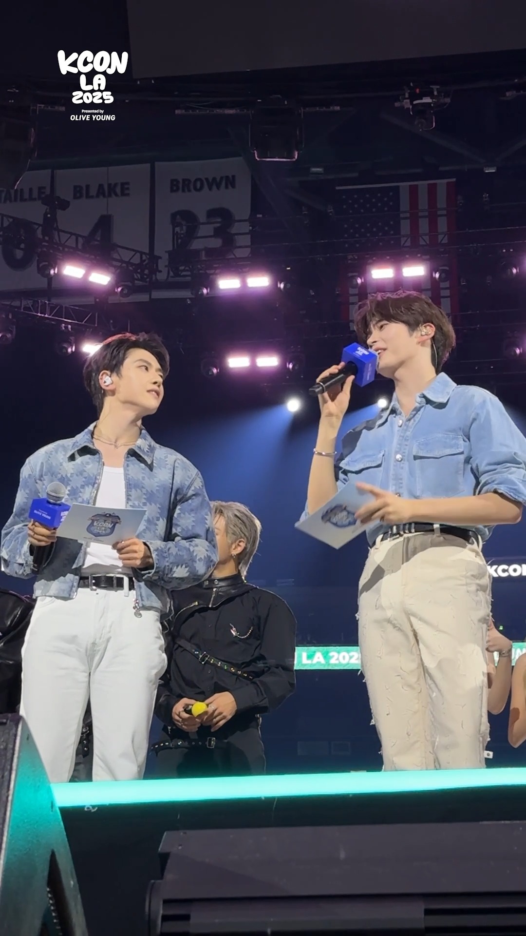 ZB1 countingstars 中華 上海 当選者限定 特典 ハンビン SUNGHANBIN_JP 🫘 (@shanbin_JP) / X