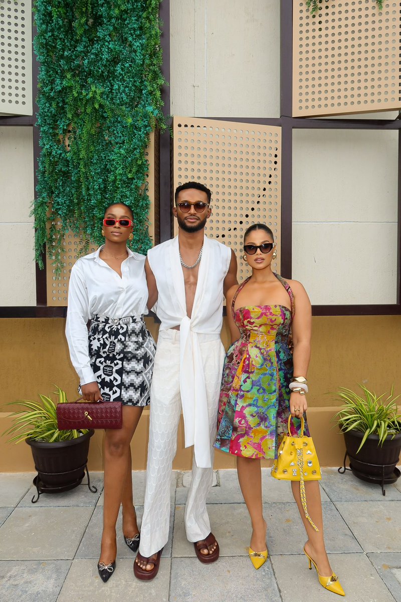 Bucci Franklin (@buccifranklin) on Twitter photo ❤️
<a href="/lillyafe/">Lilian Afegbai</a> x <a href="/shine_rosman/">Sunshine Rosman</a>
Wearing <a href="/Jasonporshe/">Jason Porshe Bespoke</a>
#oboz #tkam #pressrun ❤️
<a href="/lillyafe/">Lilian Afegbai</a> x <a href="/shine_rosman/">Sunshine Rosman</a>
Wearing <a href="/Jasonporshe/">Jason Porshe Bespoke</a>
#oboz #tkam #pressrun