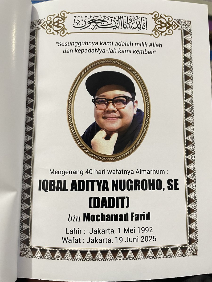 dwikyanandaa's tweet photo. Udah 40 hari aja Pet! https://t.co/6jblUzHyE5