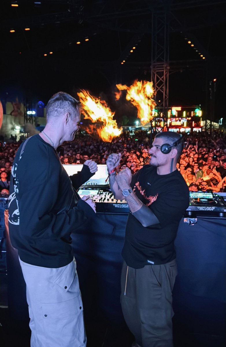 GOATS 🐐🐐

<a href="/realAdamBeyer/">Adam Beyer</a> &amp; <a href="/VintageCulture/">Vintage Culture</a>