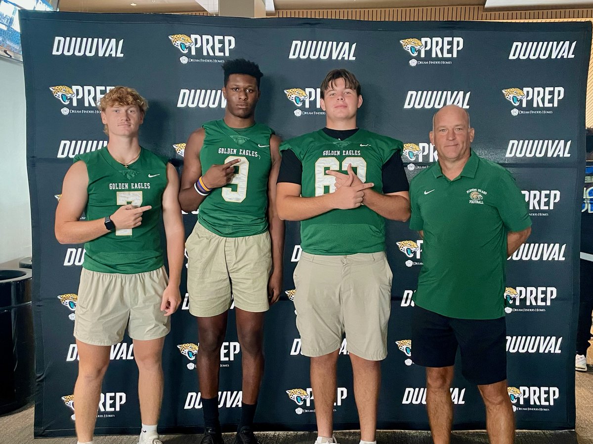 <a href="/BakersSports/">Baker's Sports</a>  High School Media Day hosted by @jaguarsprep- Clay County represented- <a href="/OHSKnightsFB/">Oakleaf HS Football</a> <a href="/RHSPAthletics/">Ridgeview Athletics</a> <a href="/Burg_Athletics/">Middleburg Athletics</a> <a href="/FIEagleSports/">FI Eagle Athletics</a>  #oneclaysports