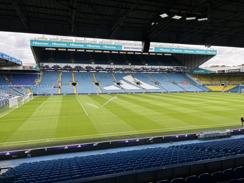 Kieran King (@kieranking_11) on Twitter photo ⚪️ Here at Elland Road this afternoon covering #LUFC against Villarreal in <a href="/isaacjohnsonLL/">Isaac Johnson</a>’s absence
🤝 Should be an interesting pre-season fixture between Leeds and a La Liga outfit who finished fifth last season
leeds-live.co.uk/sport/leeds-un… ⚪️ Here at Elland Road this afternoon covering #LUFC against Villarreal in <a href="/isaacjohnsonLL/">Isaac Johnson</a>’s absence
🤝 Should be an interesting pre-season fixture between Leeds and a La Liga outfit who finished fifth last season
leeds-live.co.uk/sport/leeds-un…