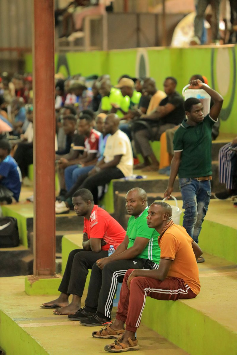 Uhandball's tweet photo. The Vibration is on in the @oldkampalasportsArena
#ugandahandballsuperleague2025
#firstroundfinale https://t.co/kHkaFpQlaX