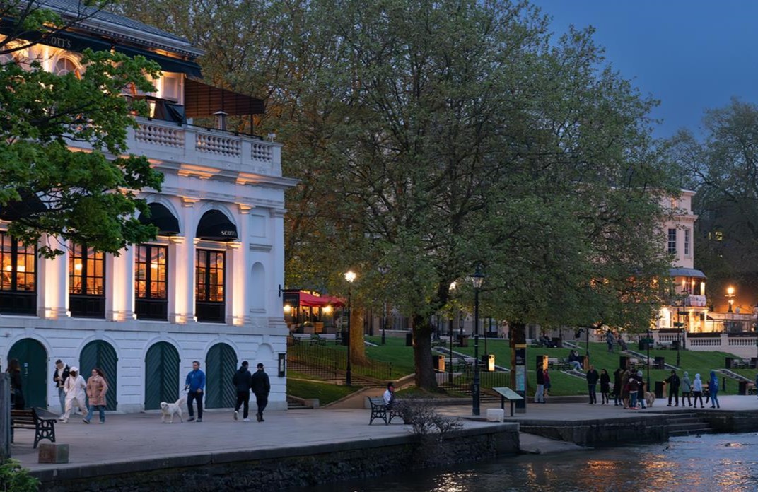 Need something to do while the evenings are still light?

<a href="/VisitRichmond1/">Visit Richmond</a>'s Richmond Lates page offers a fantastic summary of the fun activities available in #LBRuT around sunset 🌆

Check out the list and most the most of your evening in the borough 👇
orlo.uk/UGQ3a